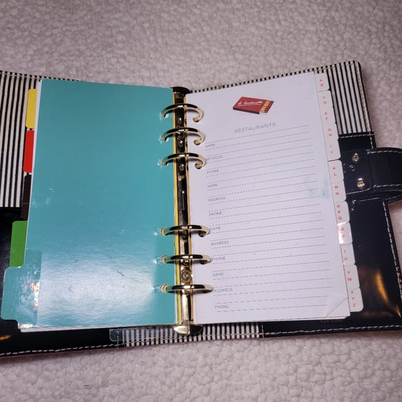 *SOLD*Kate Spade Agenda/Planner - Picture 11 of 16